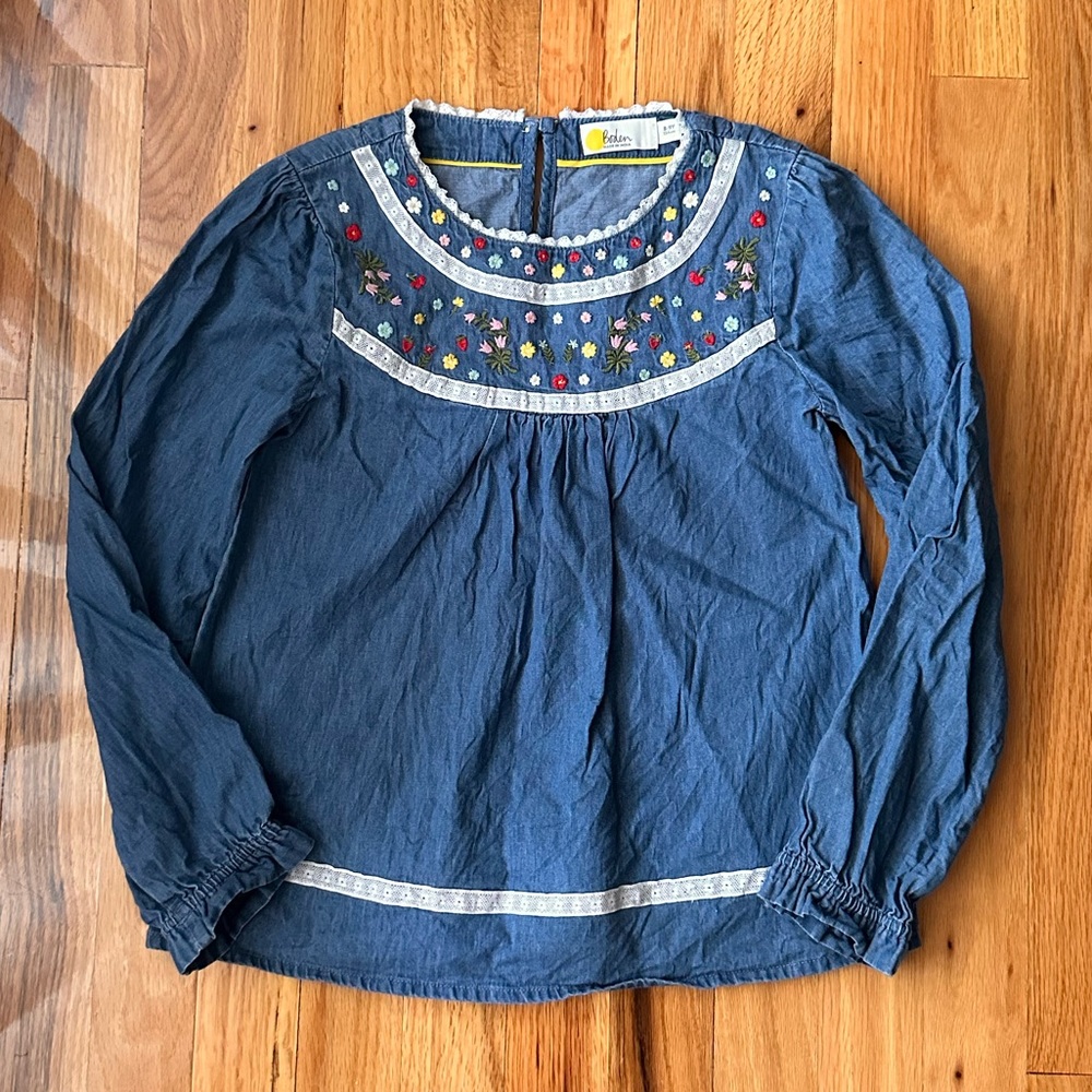 Beautiful Mini Boden Embroidered Chambray Shirt